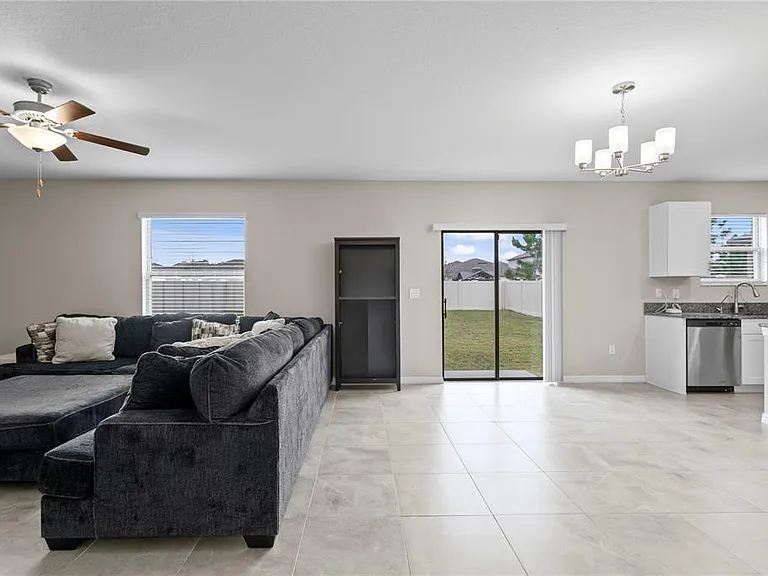 7109 Paradise Island Ct — Photo 14