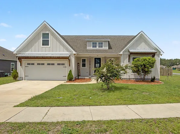 28 Stillmont Dr, Crawfordville, FL 32327