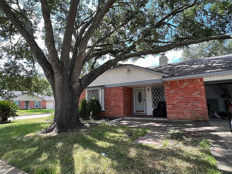 1st image of 19603 Southaven Dr