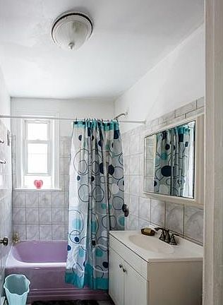 5th image of 2728 Yates Ave