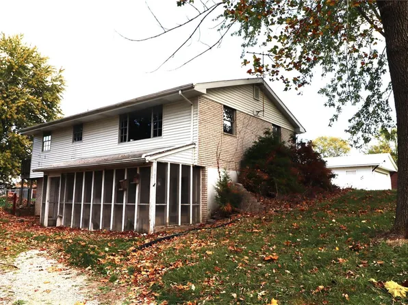 8403 Steelecrest Ln, Troy, IL 62294