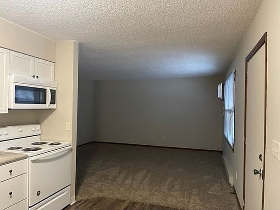 4th image of 3104 Blakeley Ave APT 6