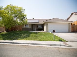 708 Mallory Ct, Taft, CA 93268