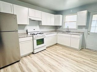 2315 Kosciuszko Ave, Bay City, MI 48708