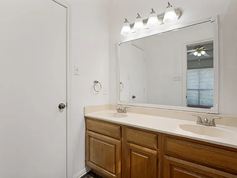 2336 Ridgestone Dr — Photo 18