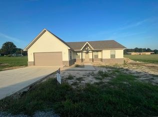 101 Granny Jean Ln, Paragould, AR 72450