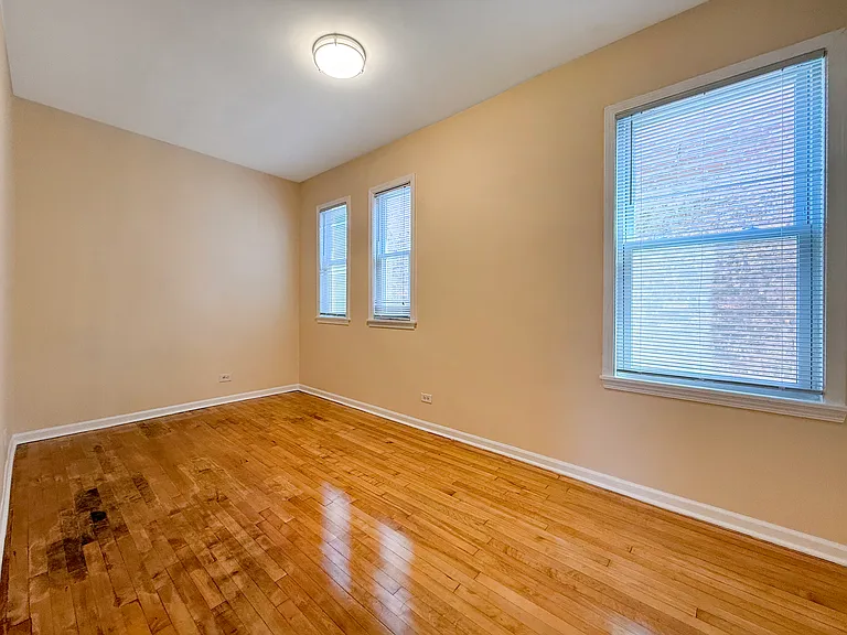 3245 N Lawndale Ave #2 — Photo 10