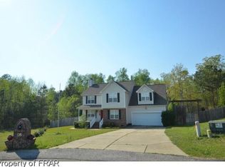 62 Robeson Ct, Spring Lake, NC 28390