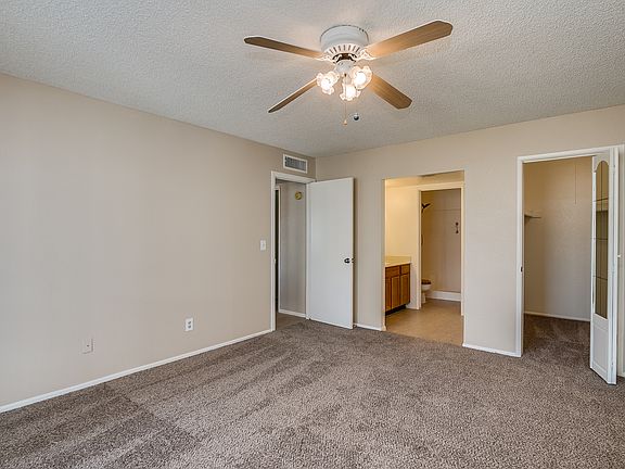 5th image of 8 W Topeka Dr