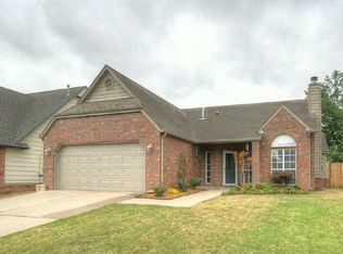 3404 W Galveston Pl, Broken Arrow, OK 74012