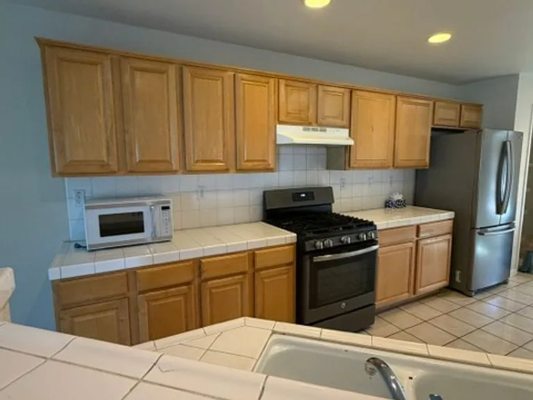 2675 Merganser Ct — Photo 6