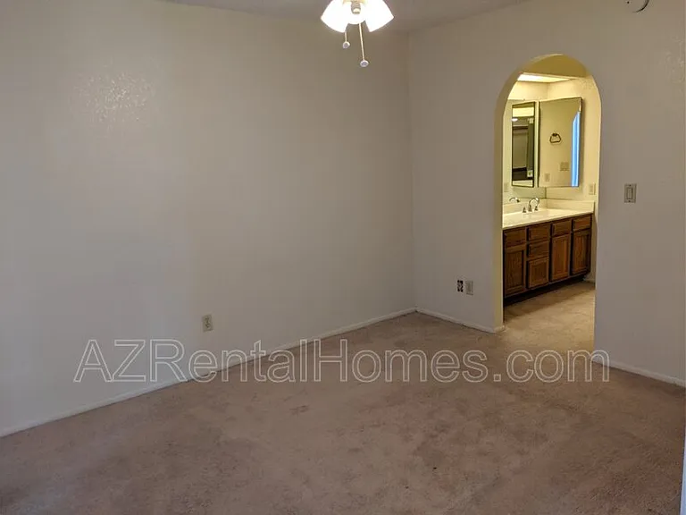 609 E Mesquite Cir #127 — Photo 9