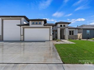 4570 N McKinley Park, Meridian, ID 83646