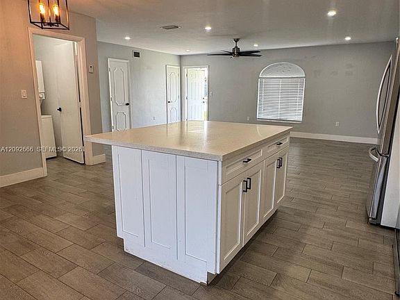 4th image of 9321 SW 26th St