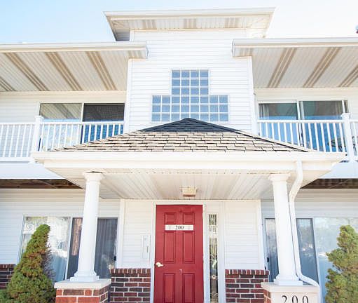 2nd image of 215 Carom Cir #63
