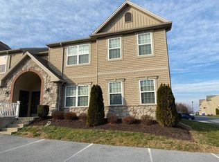 8434 Hilton St, Hummelstown, PA 17036