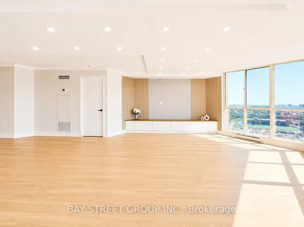 85 Skymark Dr APT 2201, Toronto, ON M2H 3P2