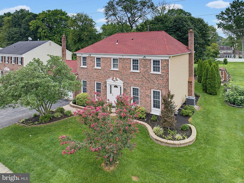 1st image of 200 Trappe Ln