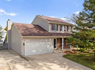 106 Filbert Dr, Streamwood, IL 60107