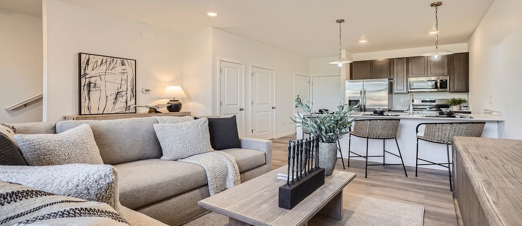 Plan 302 Plan, Riano Ridge : The Parkside Collection
