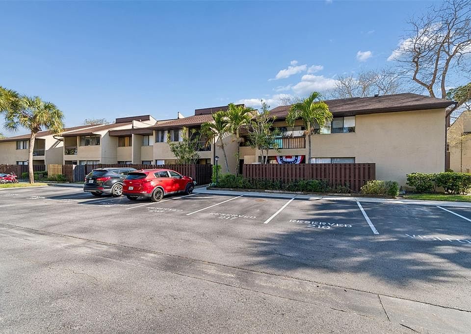 1st image of 850 VILLAGE LAKE TER N #106