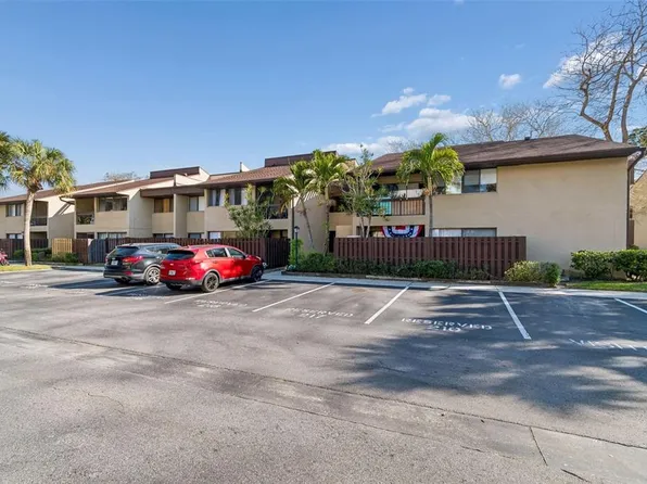 850 Village Lake Ter N APT 106, Saint Petersburg, FL 33716
