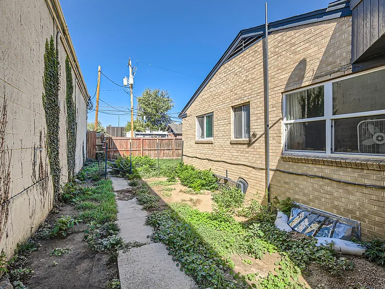 3819 N Stuart St — Photo 25