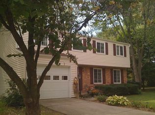 6106 Meadowpond Ct, Burke, VA 22015