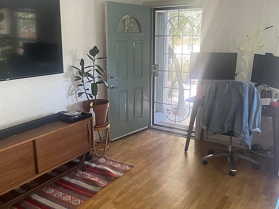 5th image of 3356 Larga Ave