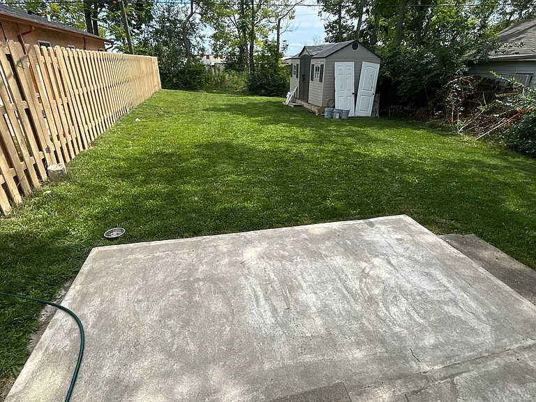 4403 Caroline Ave — Photo 12