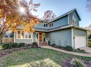 10709 Squaw Valley Pl, Glen Allen, VA 23060