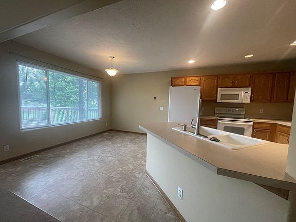 5th image of 2309 Aberdeen Dr