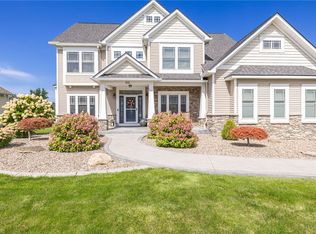 112 Triple Diamond Way, Webster, NY 14580