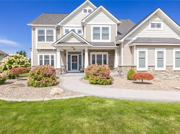112 Triple Diamond Way, Webster, NY 14580