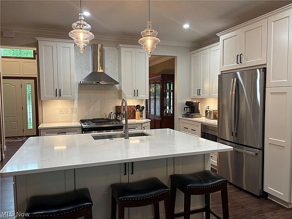 4th image of 14193 Fernwood Cir