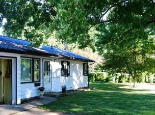 107 Maple Ct, Buchanan, MI 49107