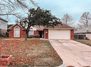 4720 Lennon Ave, Arlington, TX 76016
