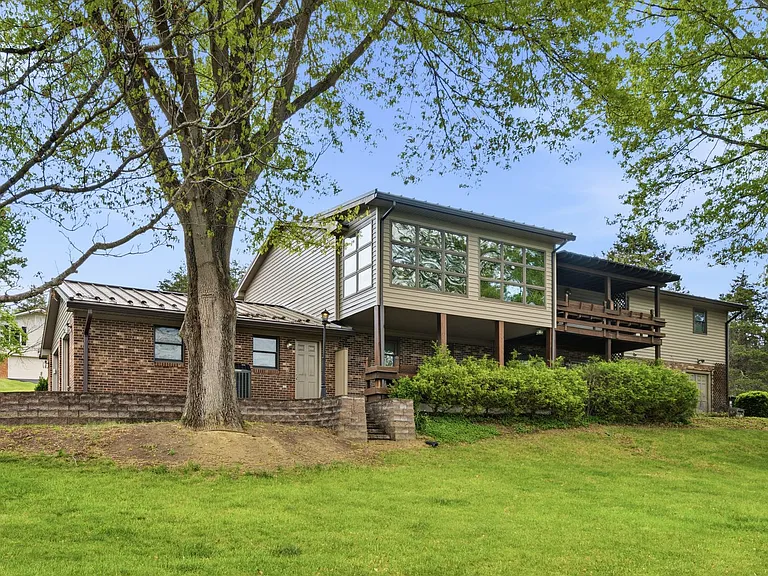 1721 Plank Dr — Photo 67