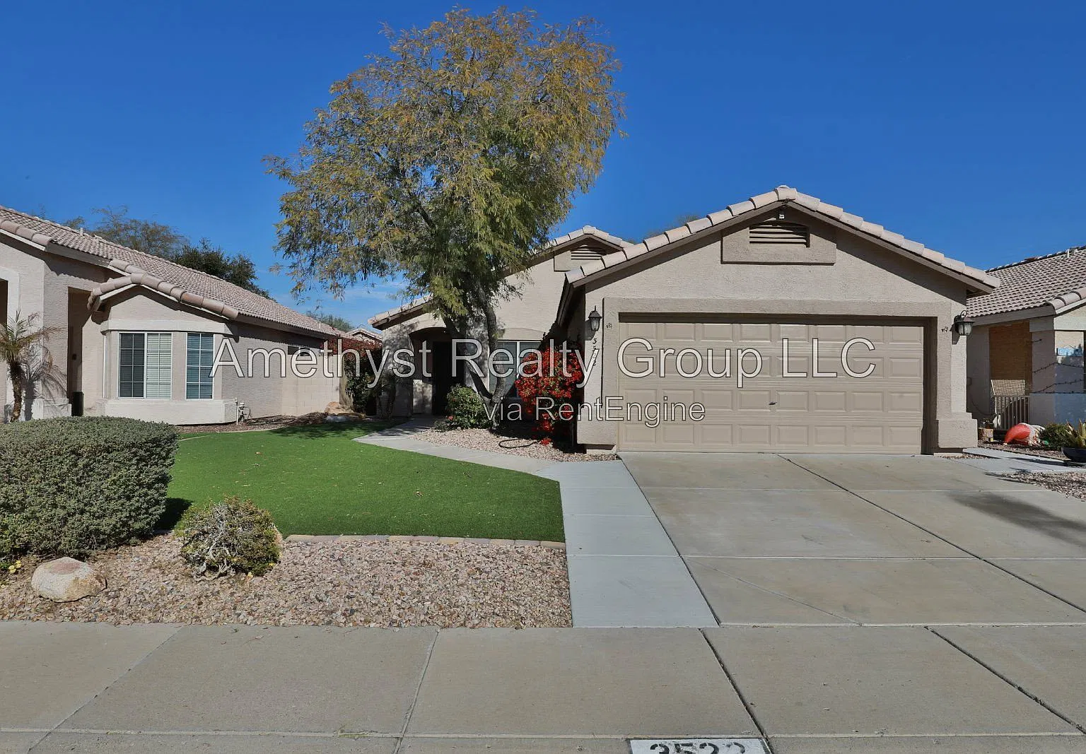 3 bed, 2.0 bath, 1198 sqft, $1,995 — Photo 1