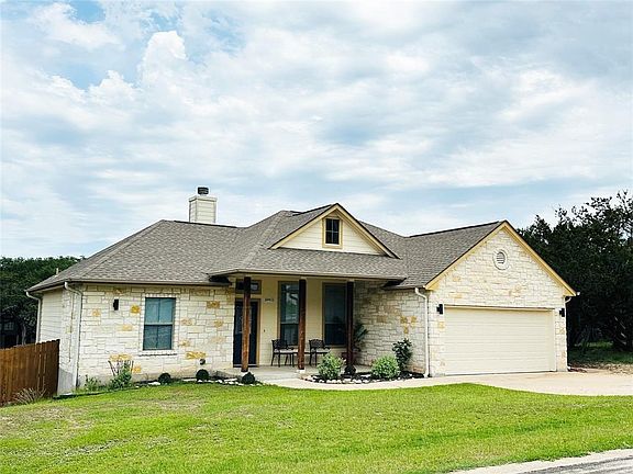 3rd image of 18401 Lakeland Dr