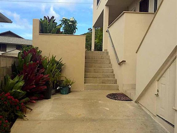 4th image of 5317 Keikilani Cir #B