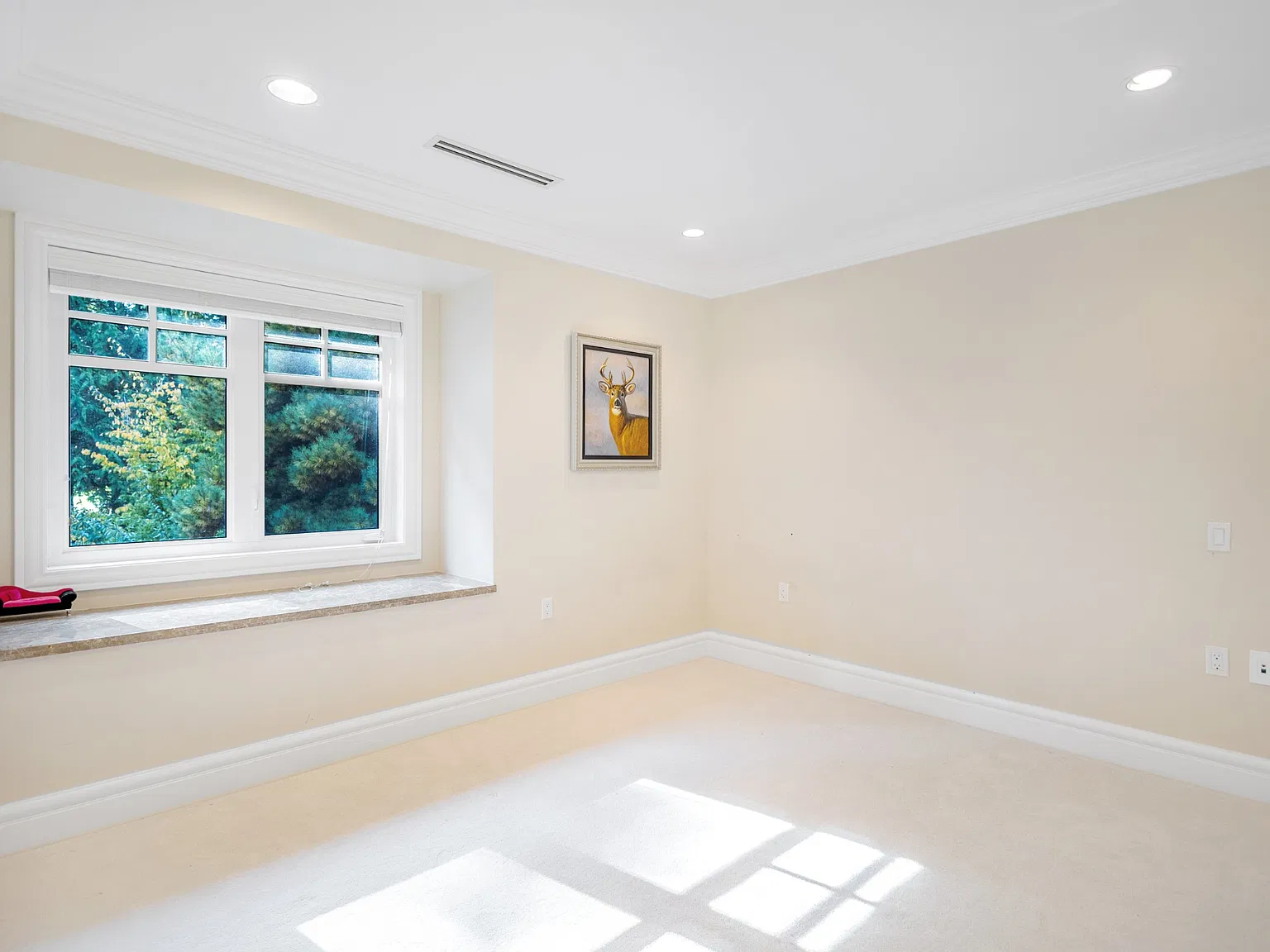 4 bed, 3980 sqft, $12,000 — Photo 2
