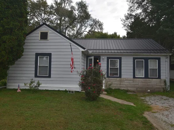 265 N Washington St, Urbana, IN 46990