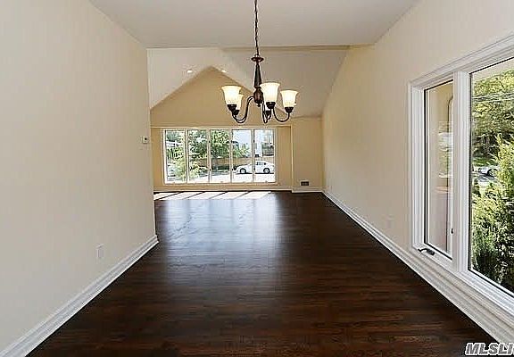 2nd image of 452 Elm Dr