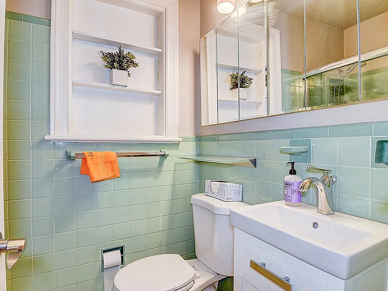 6037 River Road Point — Photo 38