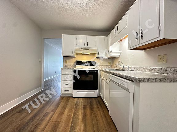 3rd image of 2308 Grayson Valley Cir