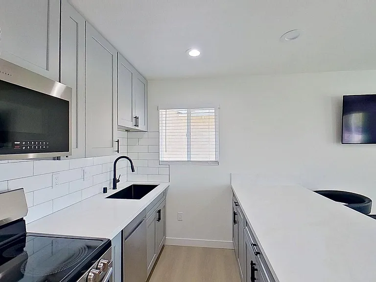 16246 Eagle Ln — Photo 11