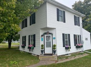 300 Central Dr W, Braham, MN 55006