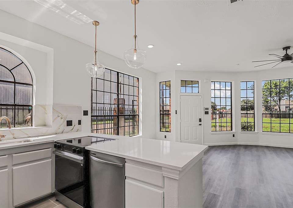1st image of 8888 Benning Dr APT 313
