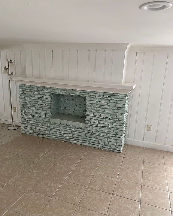 1st image of 220 Sandpiper Dr APT 3